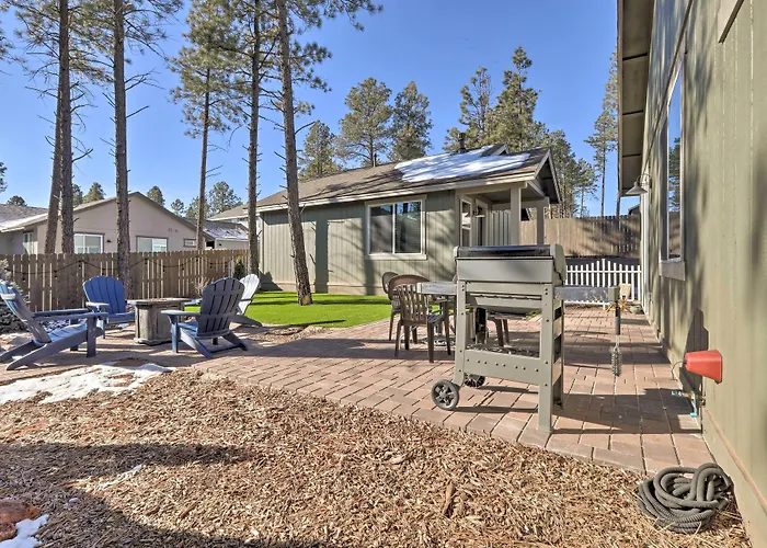 Family Hideaway W/ Guest House! Vakantiehuis Flagstaff